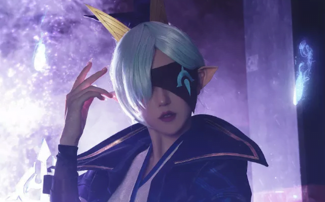 Chiêm ngưỡng ảnh Cosplay Vayne Tuyệt Vọng Chi Tiễn thần thái ngút trời