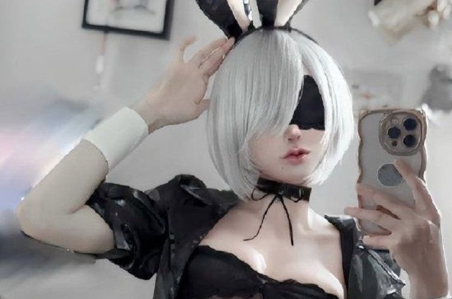 Cosplay 2B khiến cộng đồng game thủ đứng ngồi không yên