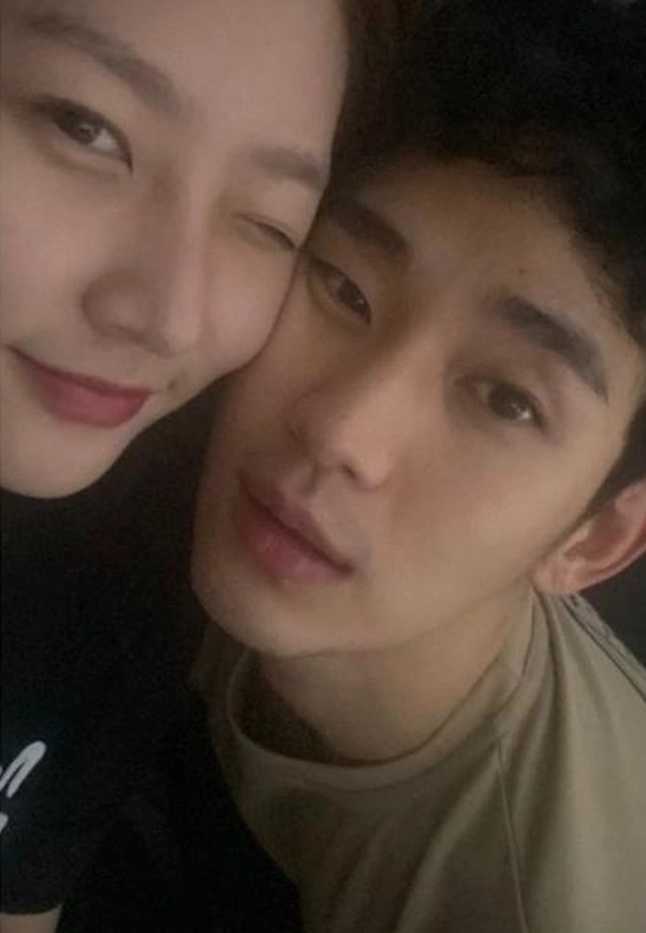 Kim Sae Ron từng viết thư van xin Kim Soo Hyun về món nợ 700 triệu won 2 Kim Sae Ron từng viết thư van xin Kim Soo Hyun về món nợ 700 triệu won