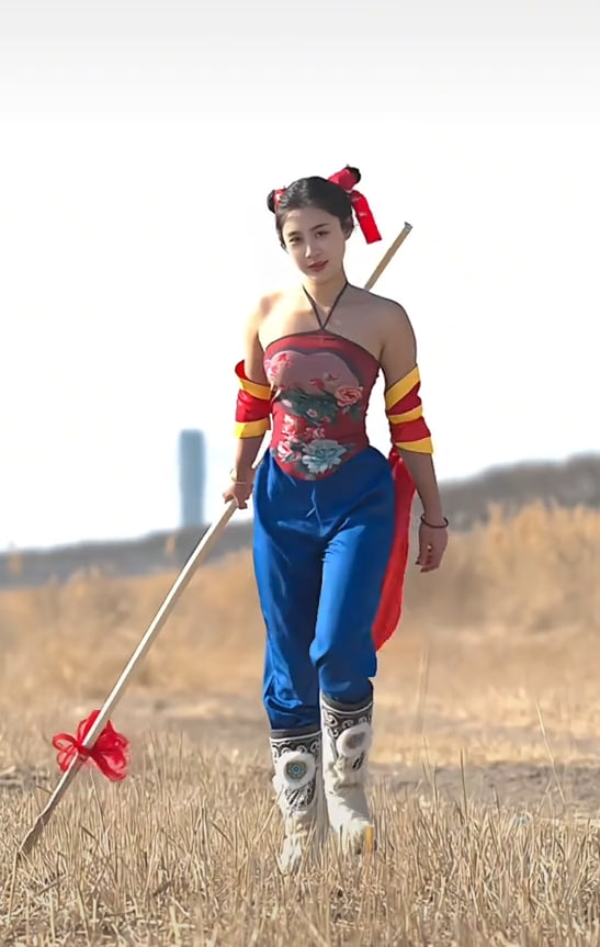 Cosplay Natra, cô gái khiến người xem trầm trồ 1 Cosplay Natra, cô gái khiến người xem trầm trồ